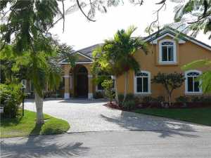 2128 SE Bay Harbour Ct, Stuart, FL 34996 photo 1