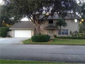2138 NW 19th Dr, Stuart, FL 34994 photo 1
