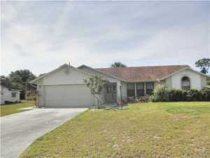 306 SE Tressler Dr, Stuart, FL 34994 photo 1
