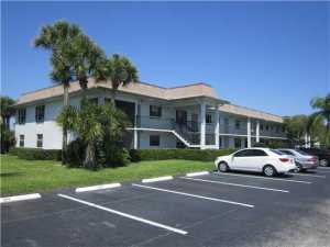 1271 SE Parkview Pl #h4, Stuart, FL 34994 photo 1