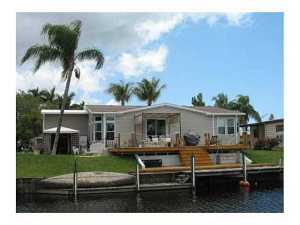 162 SE Paradise Pl, Stuart, FL 34997 photo 1