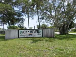 7723 SE Fork River Dr, Stuart, FL 34997 photo 1