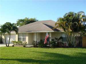 1108 NW 14th Ter, Stuart, FL 34994 photo 1