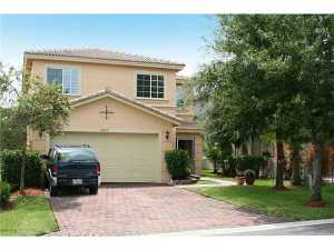 4405 SE Graham Dr, Stuart, FL 34997 photo 1