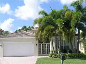 6679 SE Twin Oaks Cir, Stuart, FL 34997 photo 1