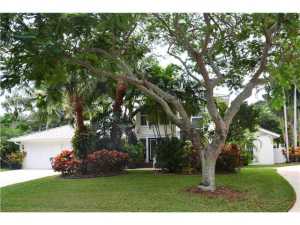 26 N River Rd, Stuart, FL 34996 photo 1