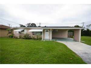 2488 SE Harrison St, Stuart, FL 34997 photo 1