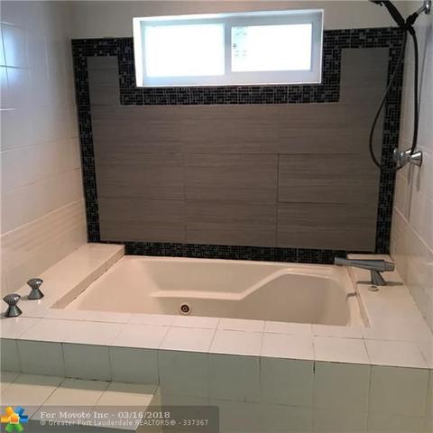 331 SE 14th Ave, Pompano Beach, FL 33060 photo 1
