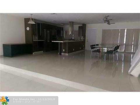 2110 NE 34th Ct, Lighthouse Point, FL 33064 photo 1