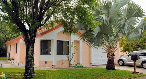 921 E Maple St, North Lauderdale, FL 33068 photo 1