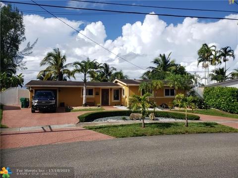 8331 NW 182nd St, Hialeah, FL 33015 photo 1