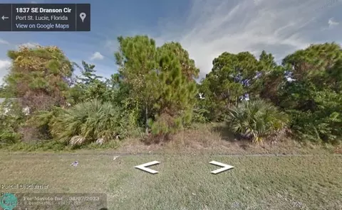 1837 SE Dranson Cir, Port St Lucie, FL 34952