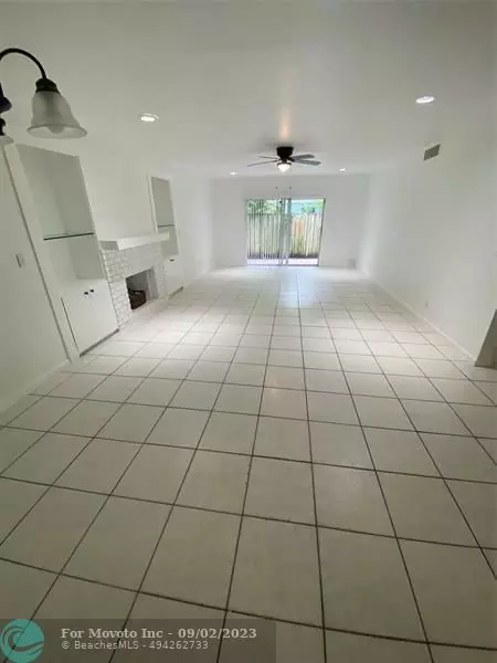 2500-2502 NE 21st St, Pompano Beach, FL 33060