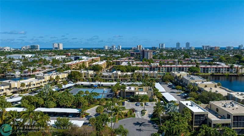 1100 SE 5th Ct Unit 14  