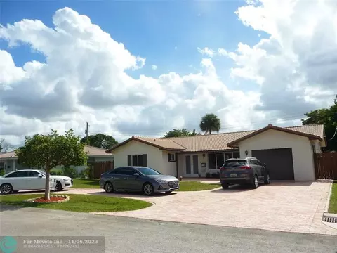 7822 NW 40th Ct, Coral Springs, FL 33065