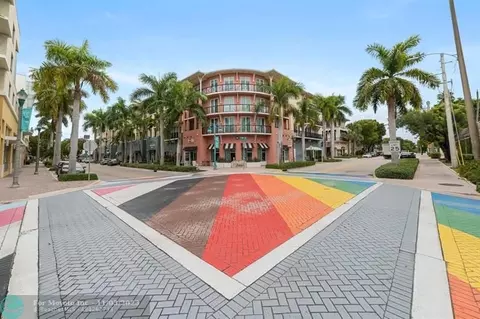 225 NE 1st St #PH09, Delray Beach, FL 33444