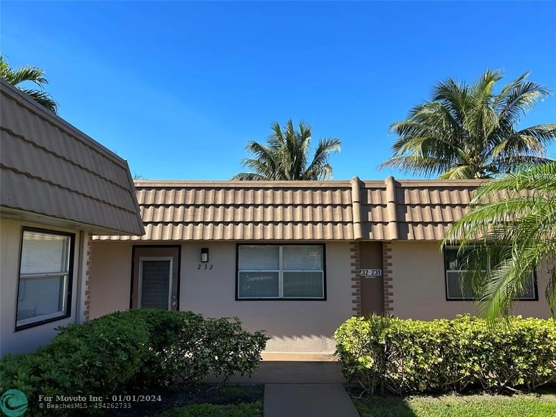 232 Seville J Unit 232  