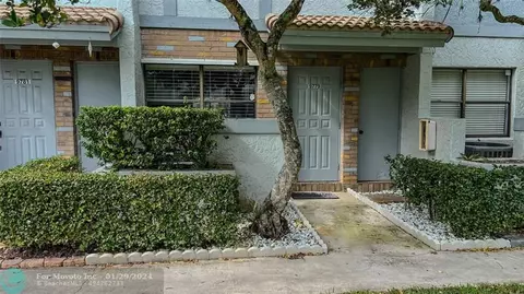 9779 Riverside Dr #66-3, Coral Springs, FL 33071