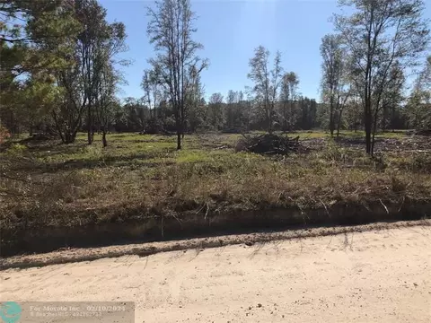 7300 NW 30 St, Other City - In The State Of Florida, FL 32626