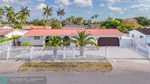 1570 W 78th Ter, Hialeah, FL 33014