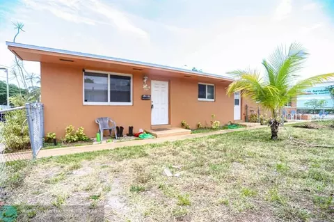 334-336 SW 16th St, Dania Beach, FL 33004