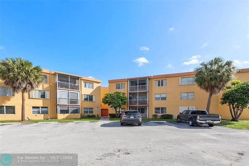 4354 NW 9th Ave Unit 12-3D  