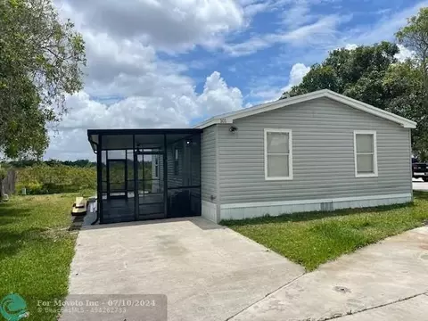 101 NW 217th Ter, Pembroke Pines, FL 33029