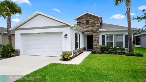 3653 Sapphire Hollow Way, Fort Pierce, FL 34981