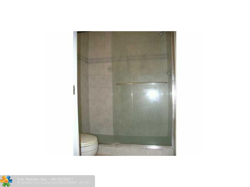 1135 Hamptons Bl #1135, North Lauderdale, FL 33068 photo 5