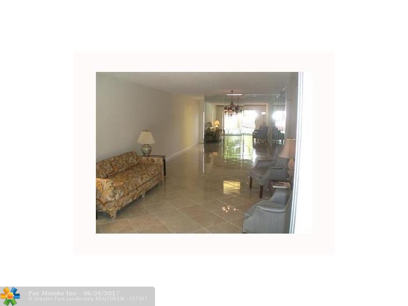 2003 Granada Dr #E2, Coconut Creek, FL 33066 photo 4