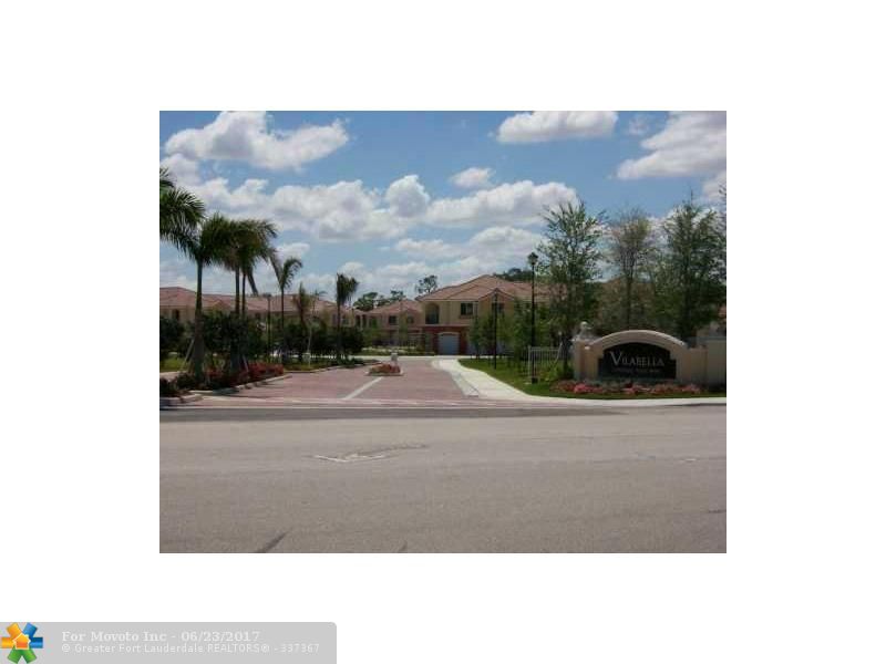 61 SE Palermo #102, Stuart, FL 34994 photo 1
