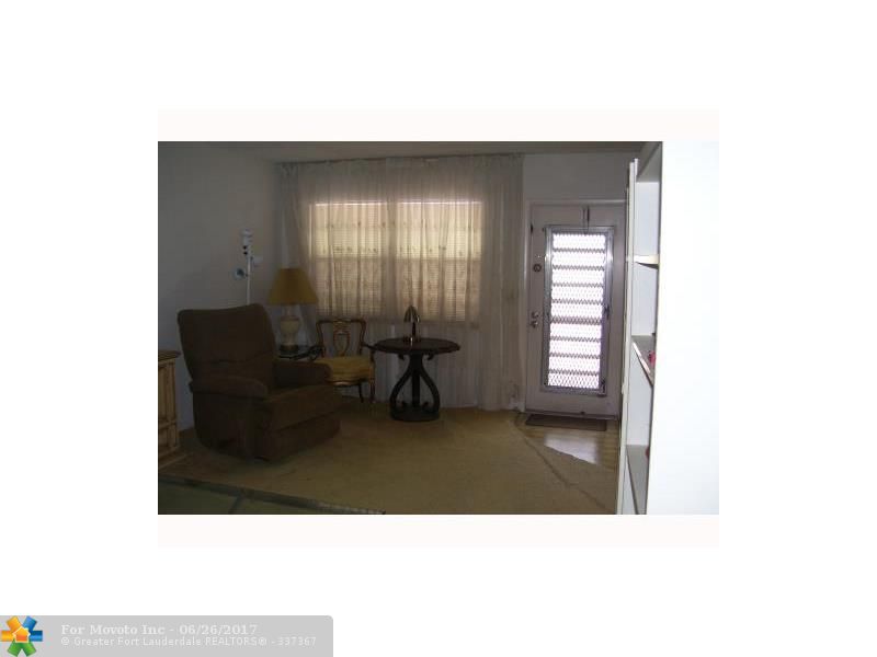 2084 Cornwall East #2084 E, Boca Raton, FL 33434 photo 3