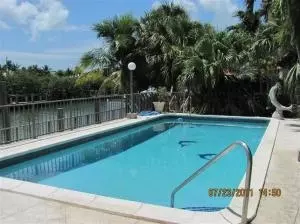 411 12th St #KEY colony, Key Colony Beach, FL 33051 photo 10