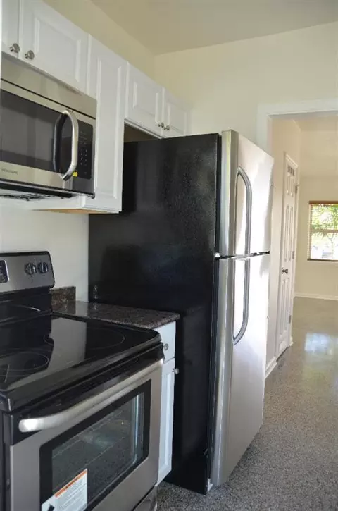 1213 1st St, Key West, FL 33040 photo 2