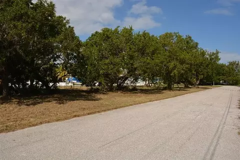 1664 Lambert Dr, Big Pine Key, FL 33043 photo 16