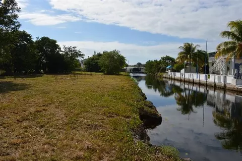 1664 Lambert Dr, Big Pine Key, FL 33043 photo 12