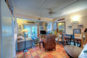 1401 Newton St, Key West, FL 33040 photo 6