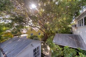 1401 Newton St, Key West, FL 33040 photo 4