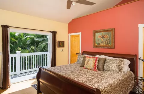 906 Fleming St, Key West, FL 33040 photo 4