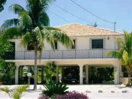 321 E Seaview Apt, Marathon, FL 33050 photo 1