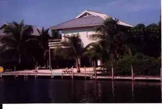 14 Kyle Way E Apt, Marathon, FL 33050 photo 1