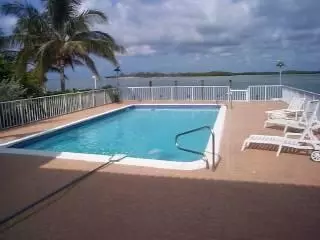 408 Harbour Apt, Marathon, FL 33050 photo 5
