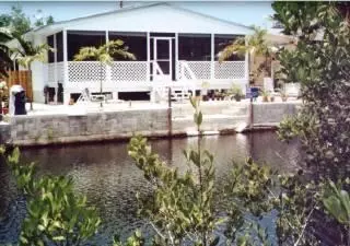 29108 Iris, FL photo 2