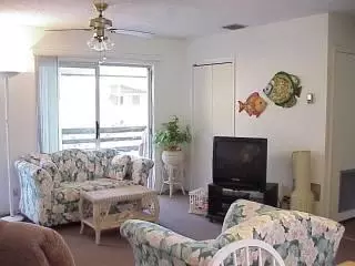 29171 Iris, FL photo 3