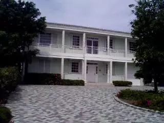 415 Harbour Apt, Marathon, FL 33050 photo 1