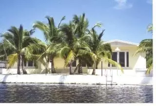 791 Bostwick, FL photo 1