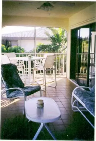 310 Seaview Apt, Marathon, FL 33050 photo 2