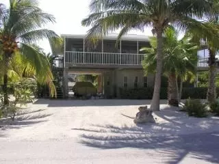 171 Sandy Apt, Marathon, FL 33050 photo 1