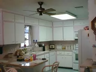2276 Dolphin, FL photo 3