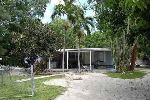 30 Rose Pl, Key Largo, FL 33037 photo 1